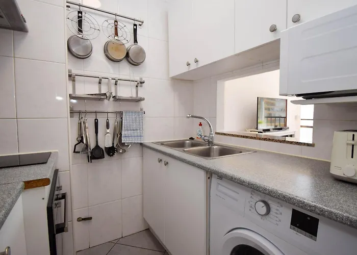 Ref 228 De 1 Con Vistas Al Mar En Primera Linea De Playa En Boliches * フエンヒロラ