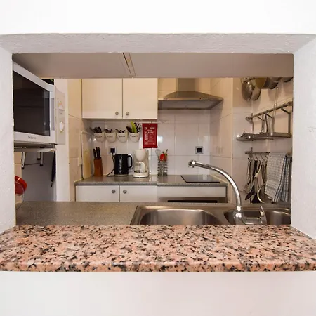 Apartamento Ref 228 De 1 Con Vistas Al Mar En Primera Línea De Playa En Boliches Fuengirola