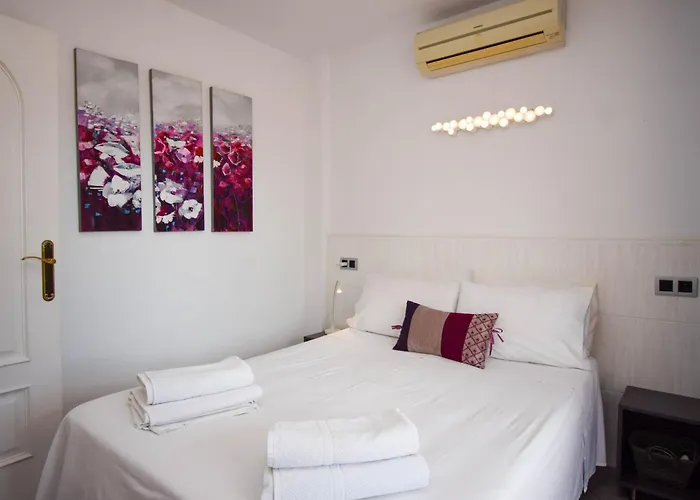 Ref 228 De 1 Con Vistas Al Mar En Primera Linea De Playa En Boliches *