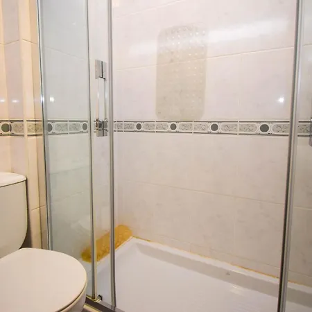 Ref 228 De 1 Con Vistas Al Mar En Primera Linea De Playa En Boliches Апартаменти