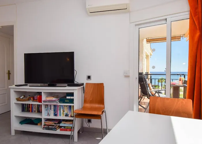 Ref 228 De 1 Con Vistas Al Mar En Primera Linea De Playa En Boliches